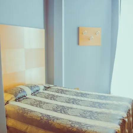 플로리스 4*