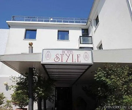 Floris موليانو فينيتو