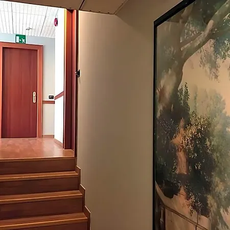 Floris Hotel 4*